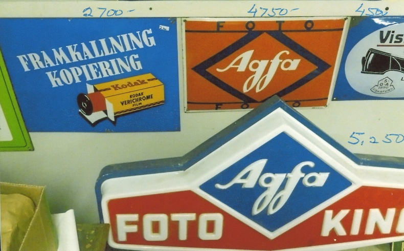 Emaljskyltar