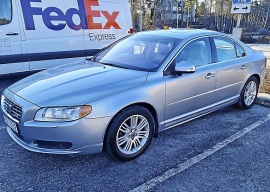 Volvo S80 V8