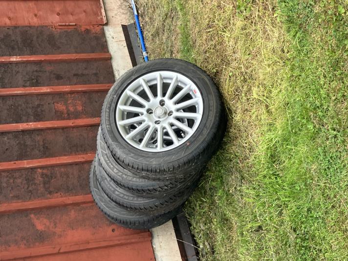 Fälgar till Audi 80