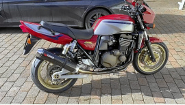 Kawasaki ZXR1200R -01 ev. byte