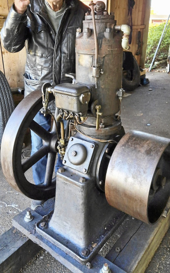 Tändkulemotor Säffle 10 hk