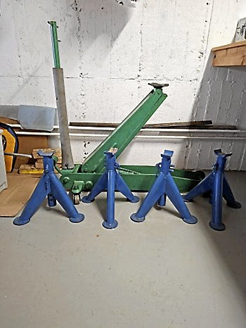 Höglyftande domkraft