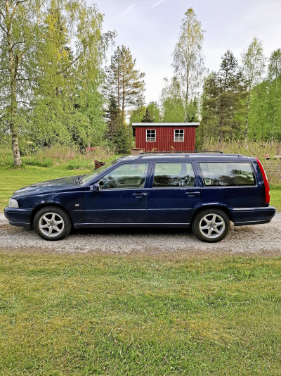 Volvo v70 2,5 SE