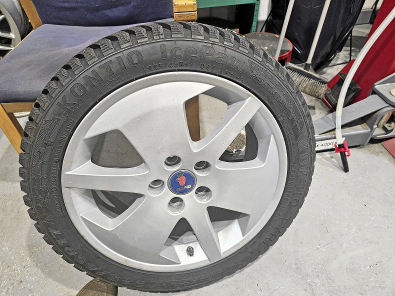 SAAB 9,5-9,3-900 VINTERHJUL 17 TUM