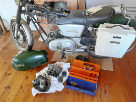 Norton Commando 750 Fastback