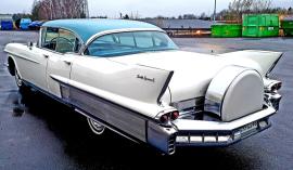 Cadillac Fleetwood -58