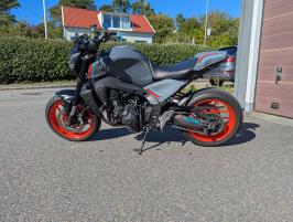 Mycket fin MT09 med akrapovic helsystem