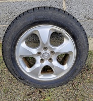 Dubbfria vinterdäck på fälg