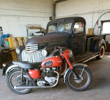 Triumph Speed Twin 1956