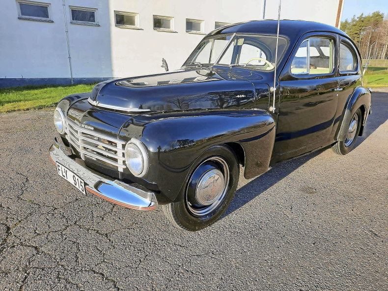 Volvo PV 444