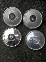 Navkapslar Volvo 4 st 400:-