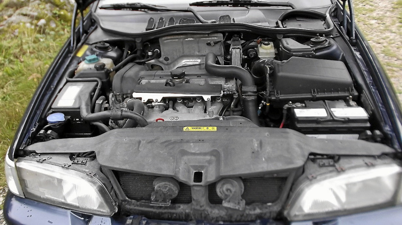Volvo C70 T5 240 Hk