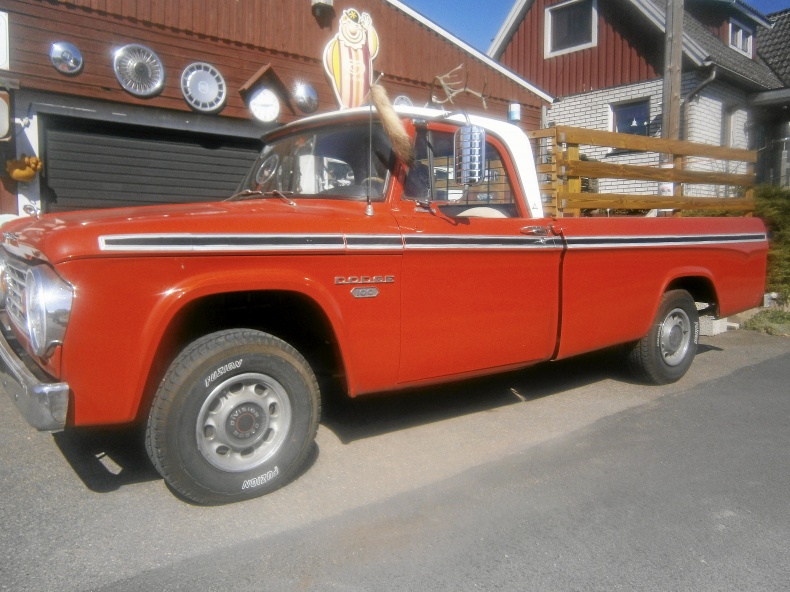Dodge 100 Longbed