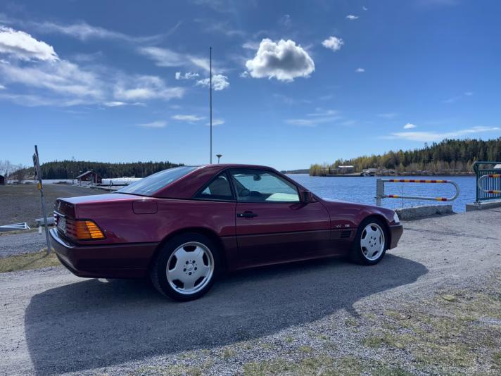 Mercedes-Benz SL600 V12 Cabriolet