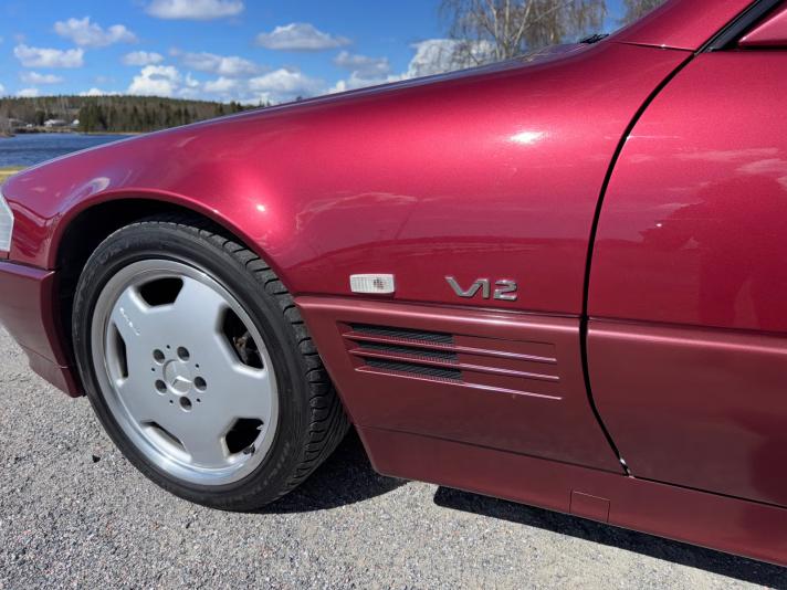 Mercedes-Benz SL600 V12 Cabriolet