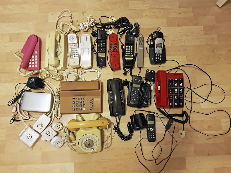 Telefoner m tillbehör