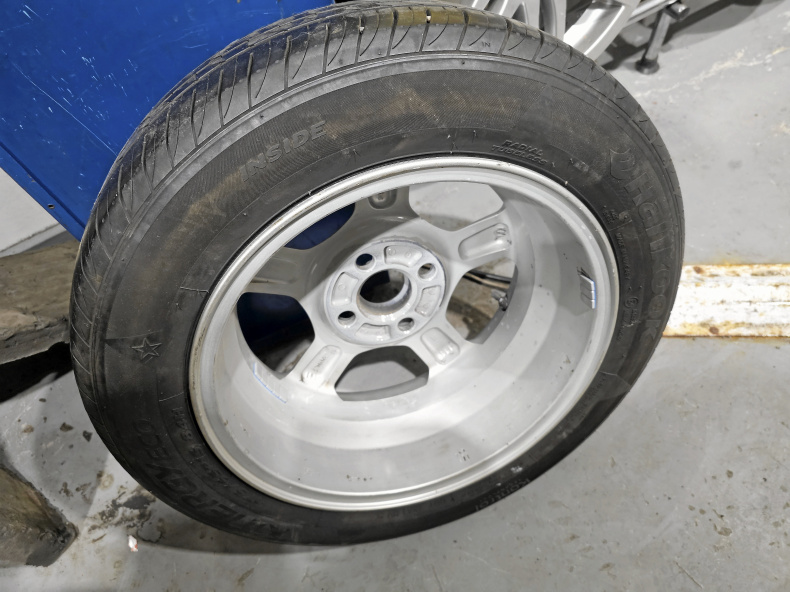 FORD 15 TUM SOMMARHJUL