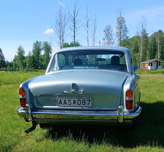 Rolls royce silver shadow
