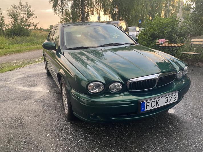 Jaguar X Type