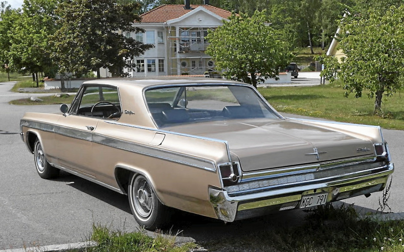 Oldsmobile Starfire Coupe