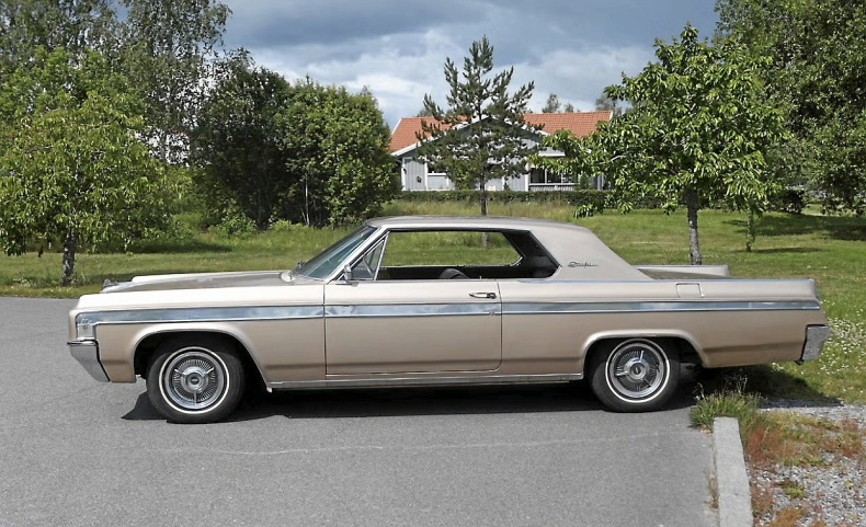 Oldsmobile Starfire Coupe