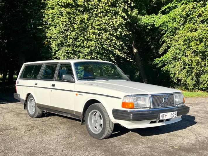 Volvo 245 GL