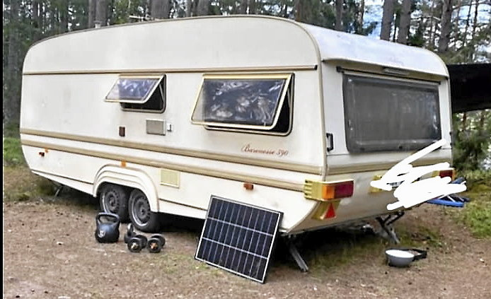 Tabbert med sängkammare