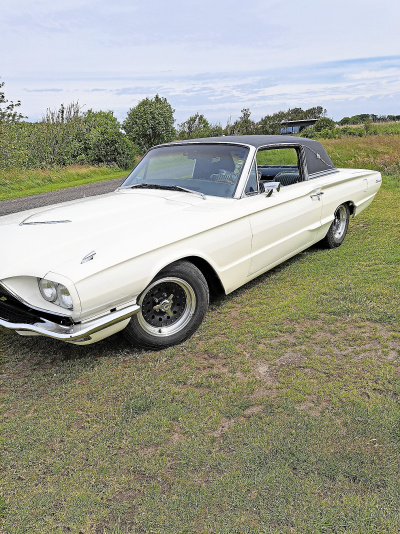 Ford Thunderbird