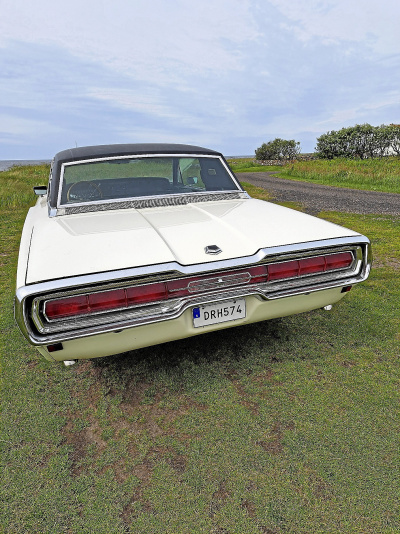 Ford Thunderbird
