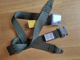 Midjebälte till USA-bil