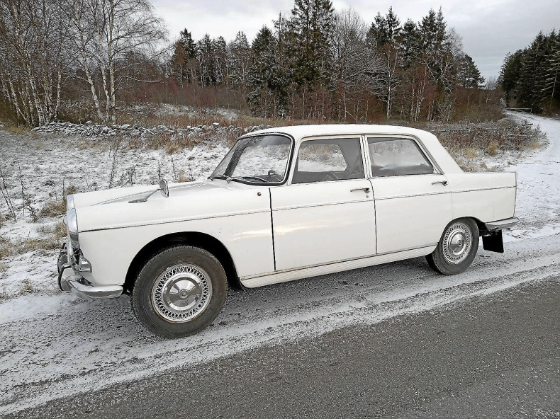 Peugeot 404