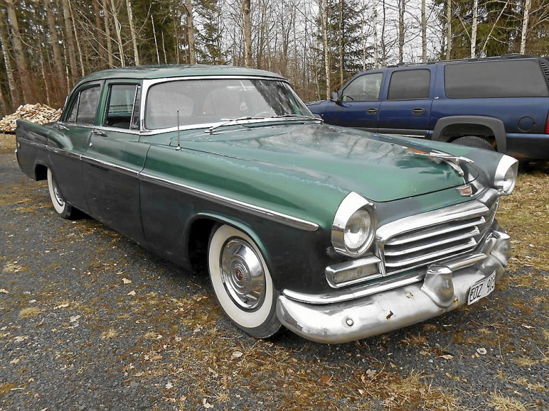 Chrysler Windsor 4D Sedan