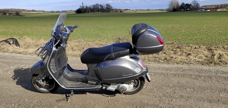 Vespa GT 200