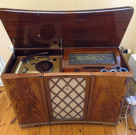 Luxor Radiogrammofon år 1951