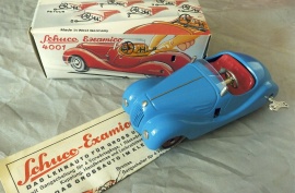 Schuco Examico 400