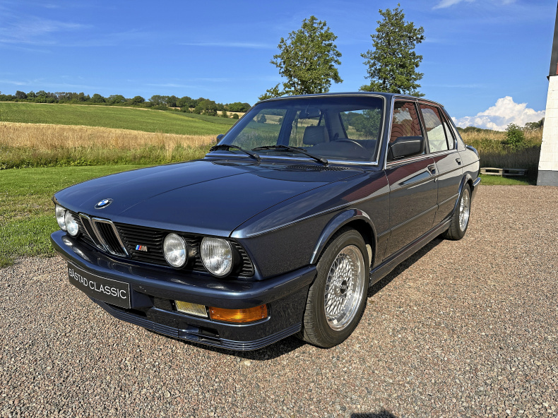 BMW M535i