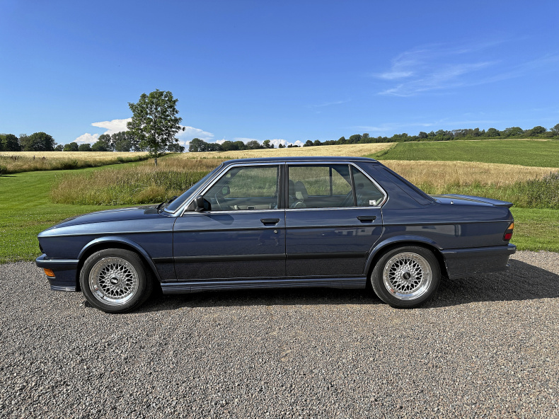 BMW M535i
