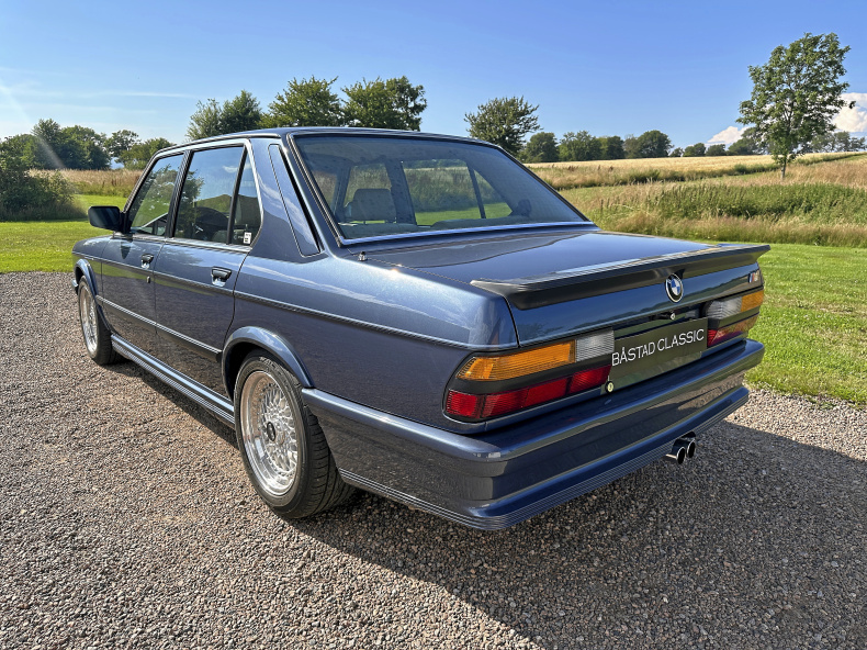 BMW M535i
