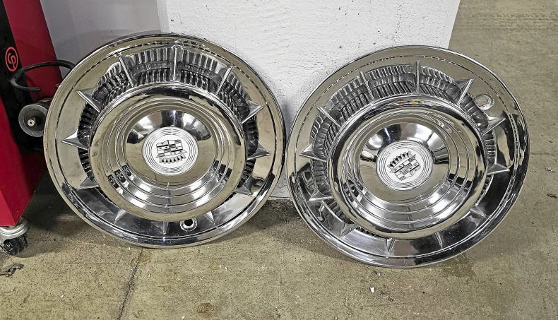 Eldorado / Fleetwood -59 / 60 navkapslar