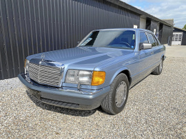 Mercedes 560 SEL