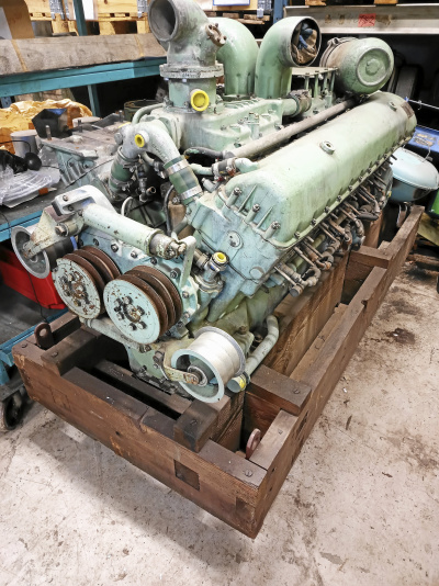 Rolls-Royce meteor V12