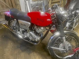 Norton Commando Fastback