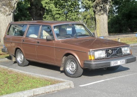 Volvo 245 GL D6