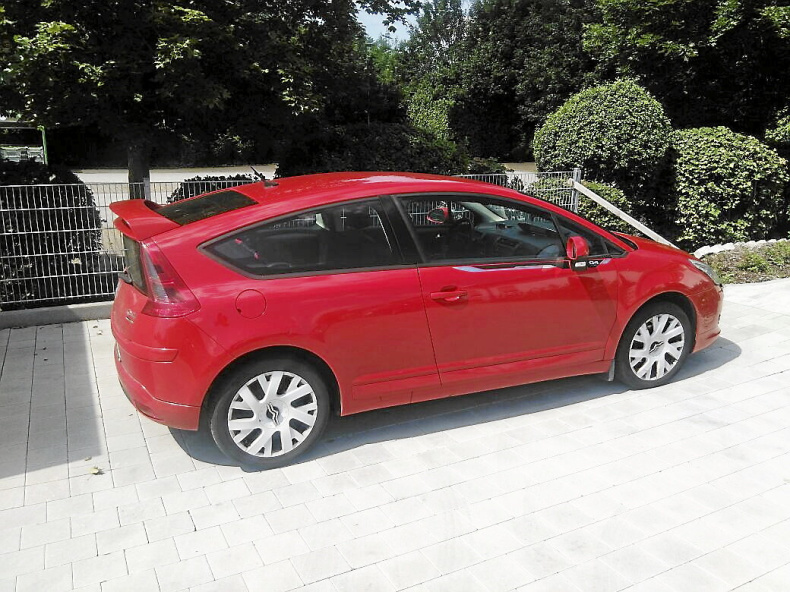 Citroën C4 Coupé by Loeb