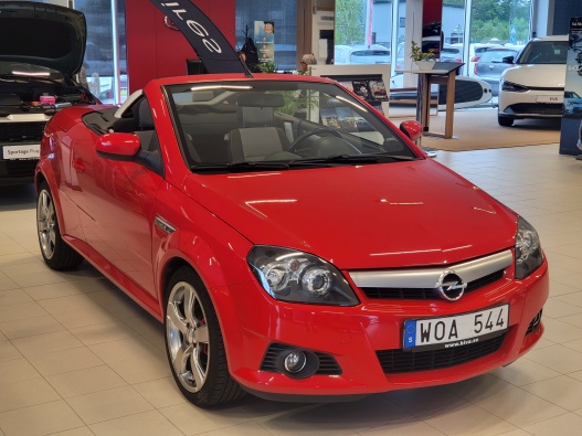 Opel Tigra 1.8 TwinTop 125 hk