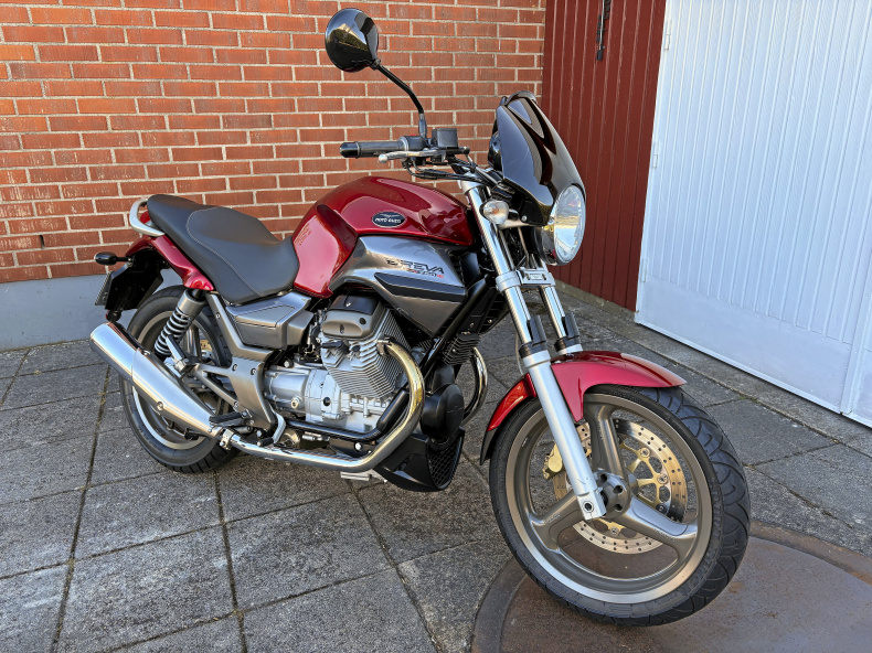 Moto Guzzi Breva
