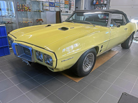 Pontiac Firebird cab