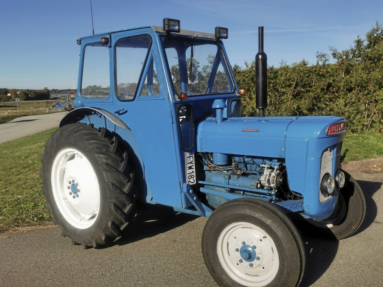 Ford Super Dexta