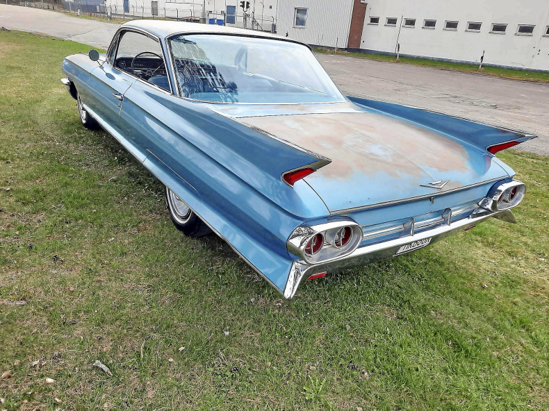 Cadillac Coupe De Ville