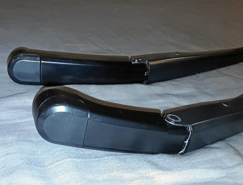 Honda Civic (2006-2011) Torkararmar med blad.